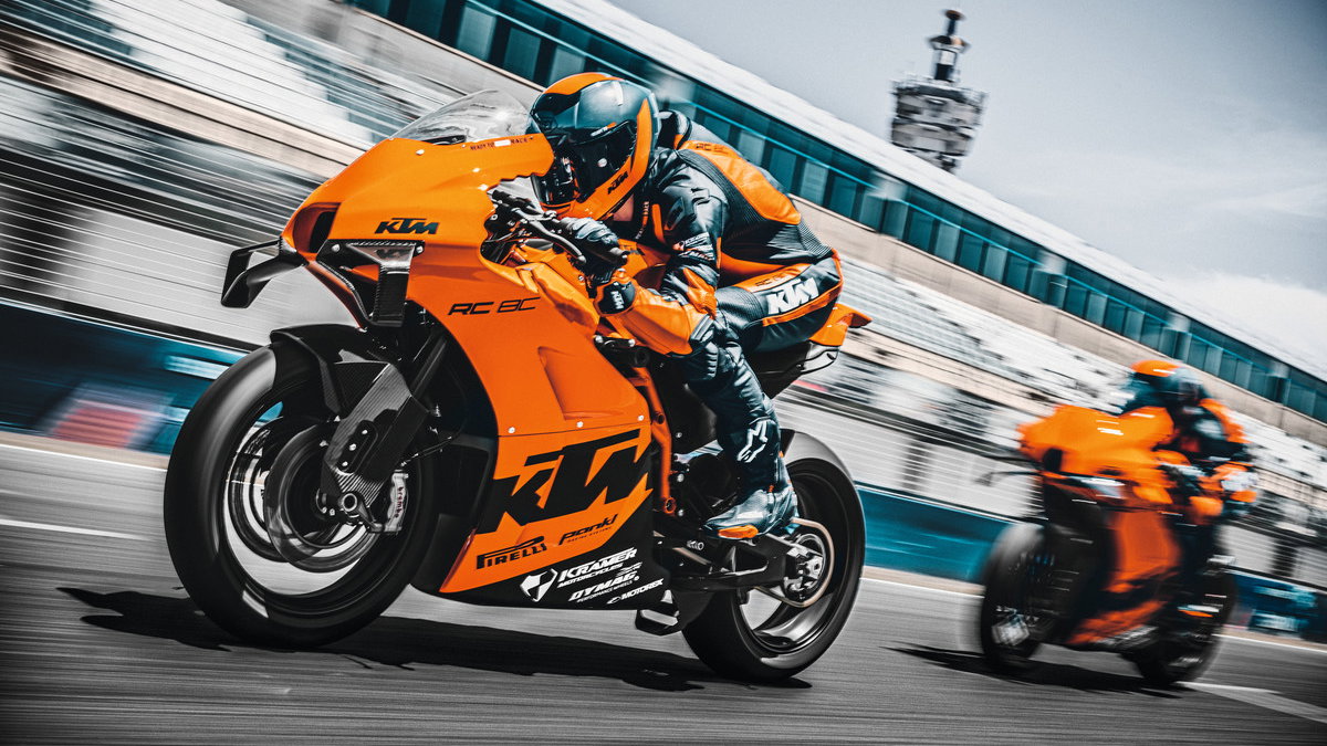 KTM RC 8C-3.jpg